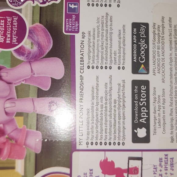 PRINCESS TWILIGHT SPARKLE READING CAFE Equestria Poseable My Little Pony *NIB* - Picture 7 of 7